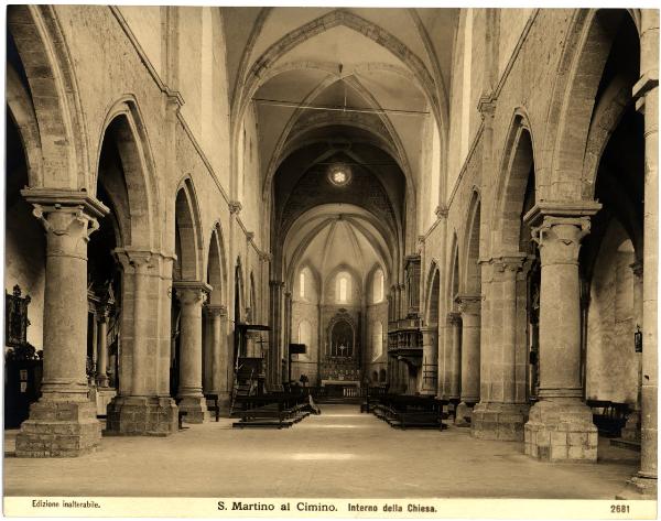 Chiesa di S. Martino al Cimino - veduta della navata centrale