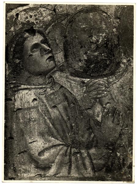 Milano - Chiesa di San Gottardo in Corte - Crocifissione, dettaglio di due figure (metà XIV secolo)