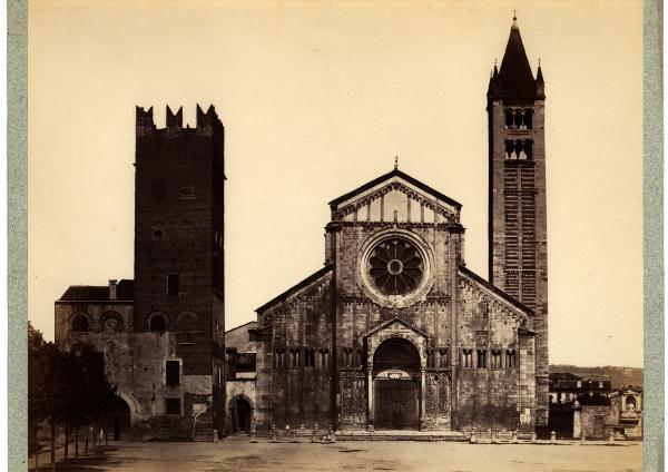 Verona - Basilica di S. Zeno Maggiore - Veduta frontale