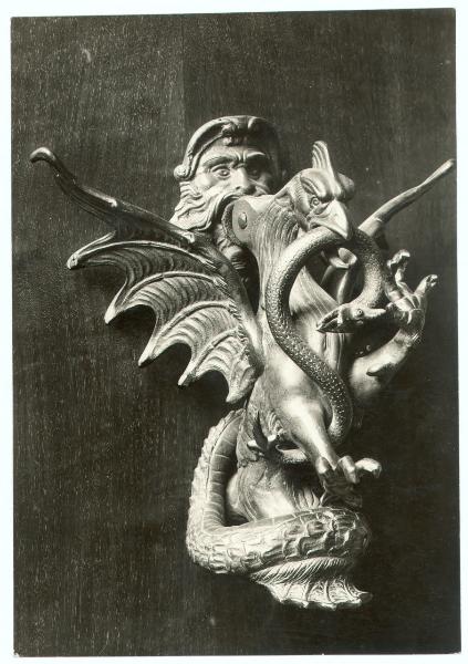 Vienna - Kunsthistoriches Museum - Maestro veneziano del XVI secolo, battente a foggia di drago
