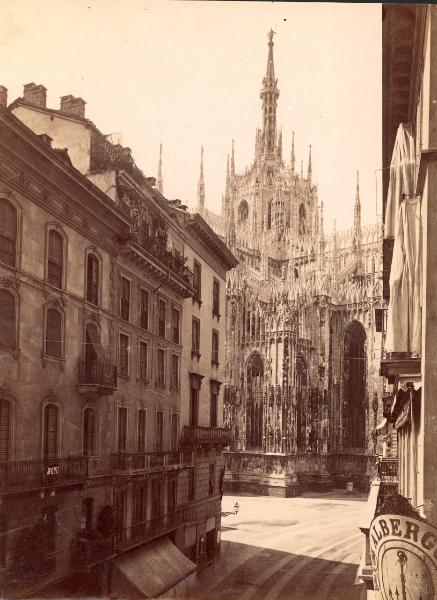 Milano - Corso Vittorio Emanuele II - Duomo - Tiburio e parte absidale