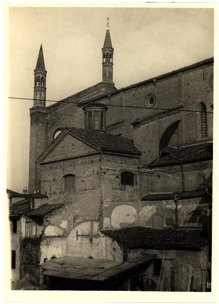 Piacenza - Chiesa di S. Francesco - Veduta laterale della chiesa