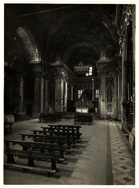 Milano - Chiesa di S. Antonio Abate - Veduta interna della navata