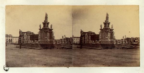 Palermo - Piazza della Vittoria - Monumento a Filppo V