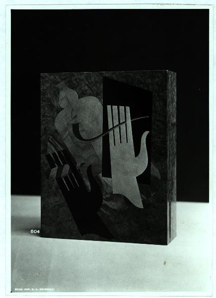 Milano - VI Triennale d'Arte - E.N.A.P.I., scatola di legno con intarsi moderni, su disegno di N - Strada ed eseguita da Canciani