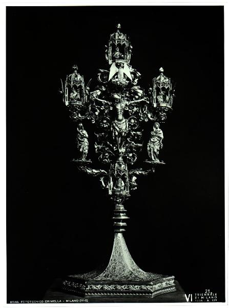 Milano - VI Triennale d'Arte - Sala dell'Oreficeria Antica, Croce dei Pisani, in argento dorato e cesellato (prima metà XV sec -)