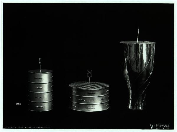 Milano - VI Triennale d'Arte - E.N.A.P.I., scatole in metallo, su disegno di Blasi ed eseguite da Corradini