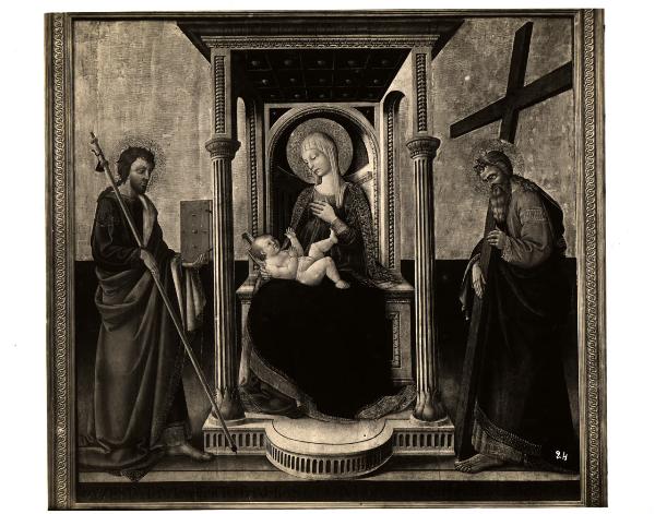 Milano - Raccolta Borletti. Madonna con Bambino e Santi, olio su tavola.