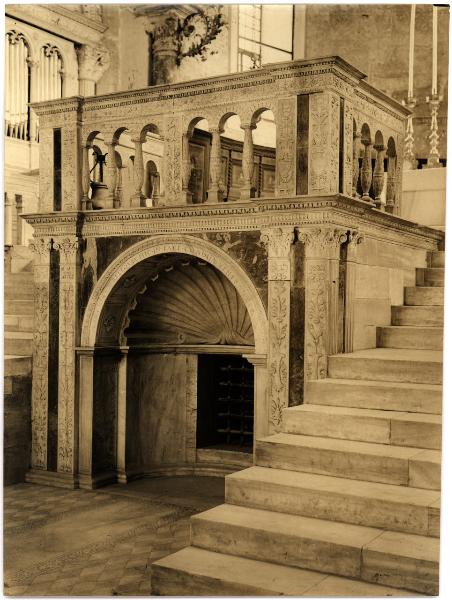 Aquileia - Basilica. Presbiterio, Bernardino da Bissone, tribuna magna, veduta semi laterale (1491 ca.).