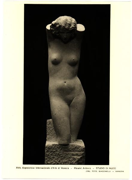 Venezia - XVII Esposizione Internazionale d'Arte. Antonio Maraini, studio di nudo femminile, scultura in pietra.