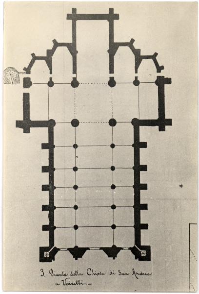 Pianta della chiesa di S. Andrea a Vercelli.
