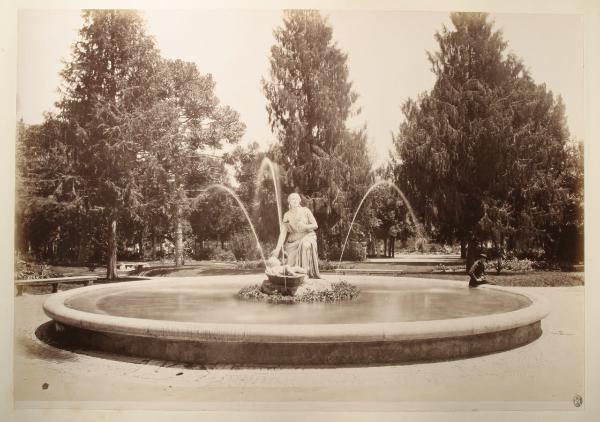 Roma - Pincio - Fontana di Mosè