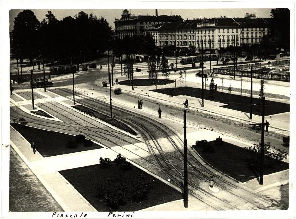 Milano - Piazza della Repubblica - Veduta dall'alto.