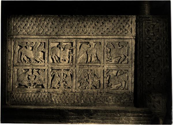 Aquileia - Basilica. Sarcofago di San Marco papa (arte gotica veneziana, fine XIV sec.).