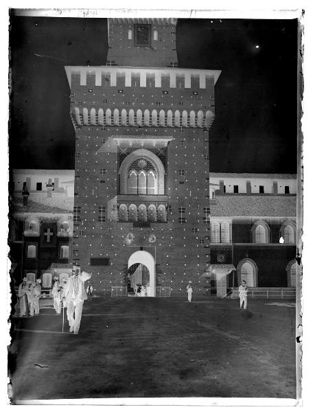 Milano - Castello Sforzesco - Piazza d'Armi - Torre Umberto I, detta del Filarete