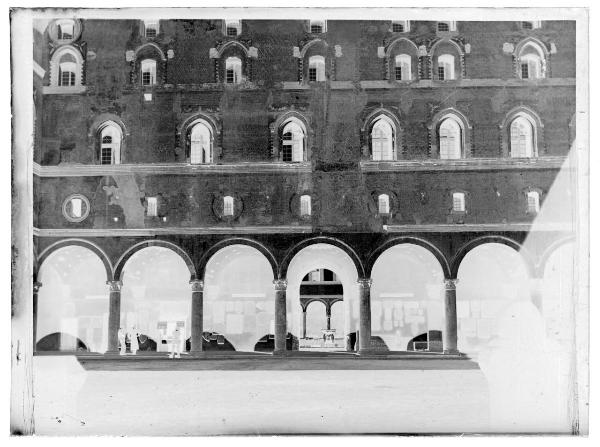 Milano - Via Mercanti - Palazzo della Ragione