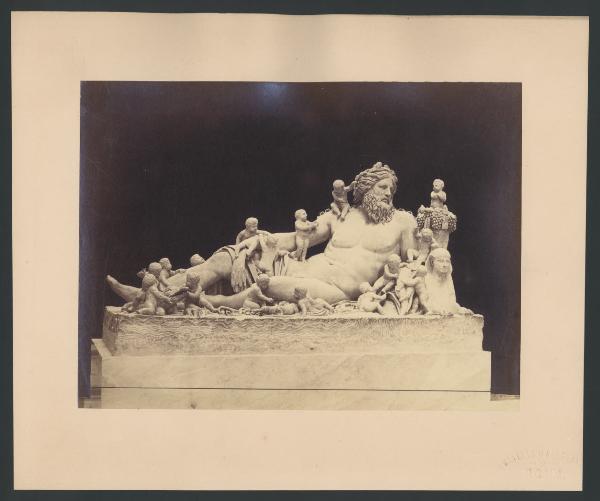 Roma - Museo Charamonti. Il Nilo, statua romana in marmo (I sec.).