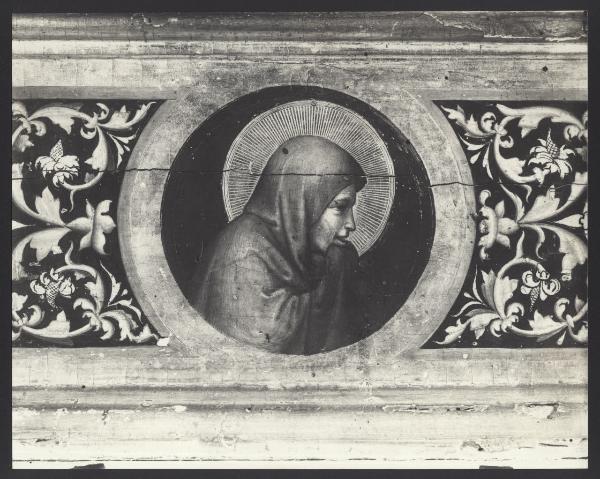 Pistoia - Spedale del Ceppo (?). Giotto (scuola), la Vergine entro medaglione, olio su tavola.
