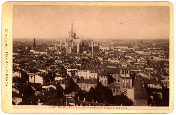 Milano - Panorama dal campanile della chiesa di S. Carlo al Corso