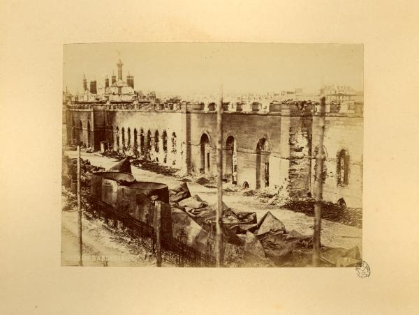 Parigi - Place de la Bastille - Graniaio pubblico (ora demolito) - Rovine dopo gli incendi del 1871