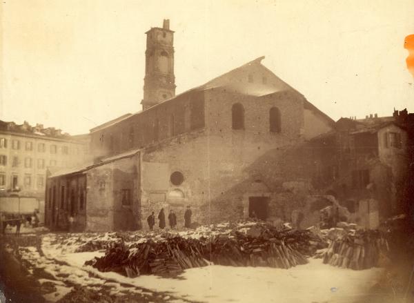 Milano - Via S. Calocero - Chiesa di S. Vincenzo in Prato - Facciata e lato sinistro