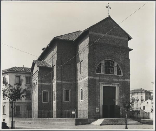 Milano - Chiesa di Santa Maria di Pompei. Veduta.