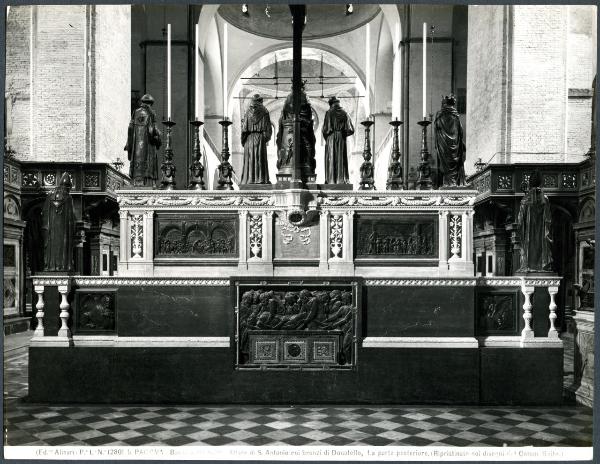 Padova - Basilica di S. Antonio. Altare maggiore, parte posteriore.