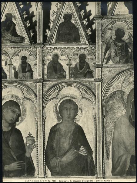 Pisa - Museo Nazionale di S. Matteo. Simone Martini, S. Giovanni Evangelista, particolare del polittico, tempera su tavola (1319).