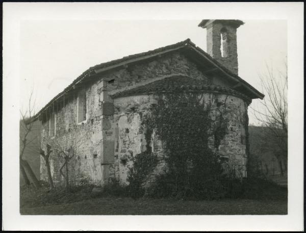 Sesto Calende - Oratorio di S. Vincenzo. Veduta esterna dall'abside.