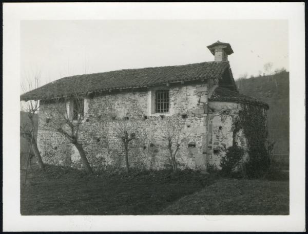 Sesto Calende - Oratorio di S. Vincenzo. Esterno.