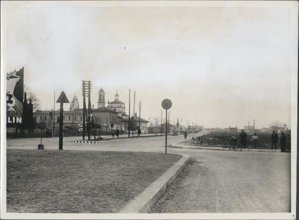 Milano - Via Garegnano - Raccordo autostradale