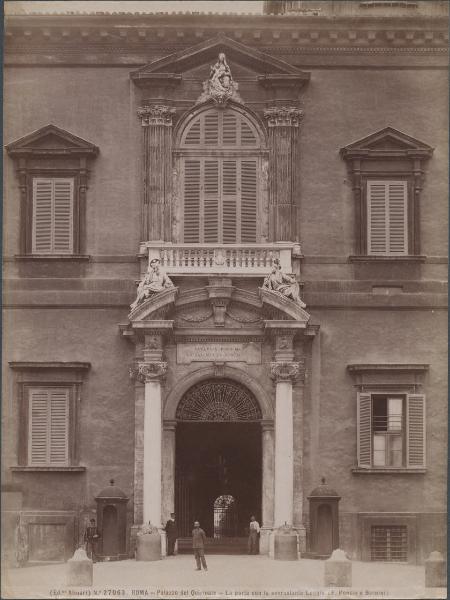 Roma - Palazzo del Quirinale - Portale e loggia sovrastante