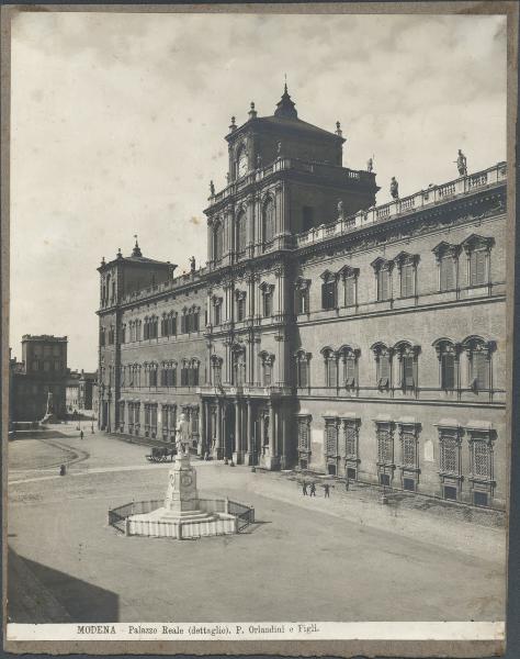 Modena - Piazza Roma - Palazzo Ducale