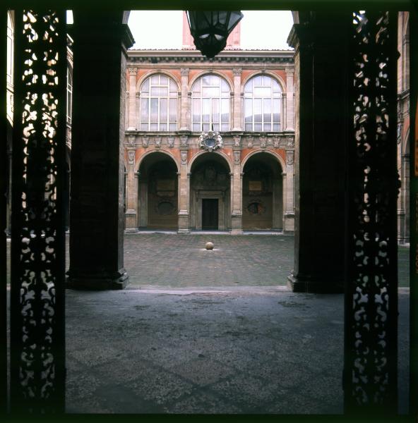 Emilia Romagna - Bologna - Palazzo dell'Archiginnasio - cortile