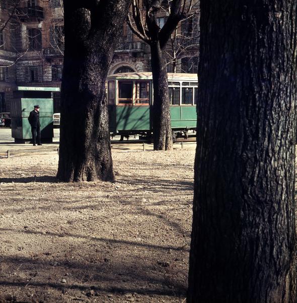 Milano - Via Legnano - Tram - Addetto ai trasporti