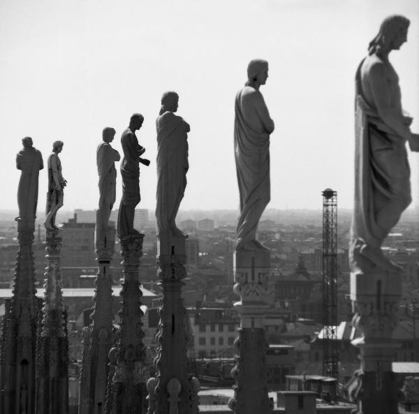 Milano - Guglie del Duomo - Statue di Santi