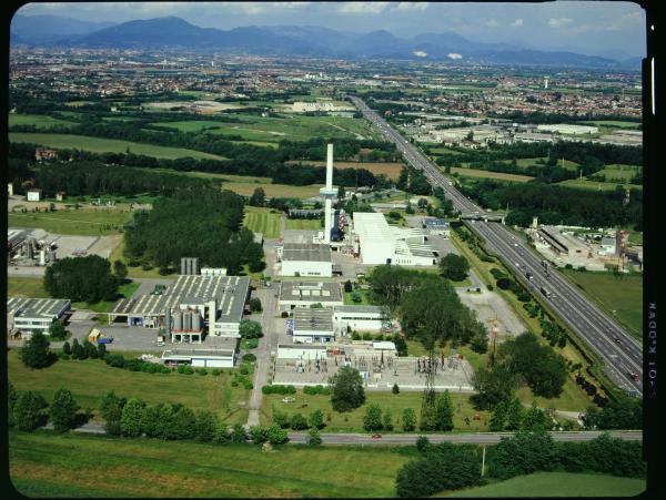 Filago. Stabilimento Bayer. Esterno. Veduta aerea.