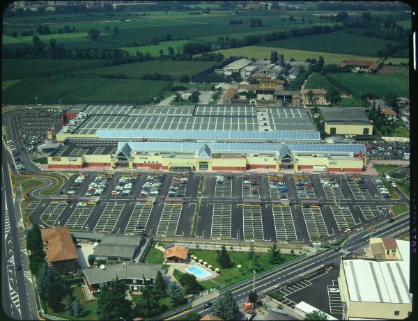 Molinetto di Mazzano. Centro Commerciale SMA - Città mercato. Veduta aerea.