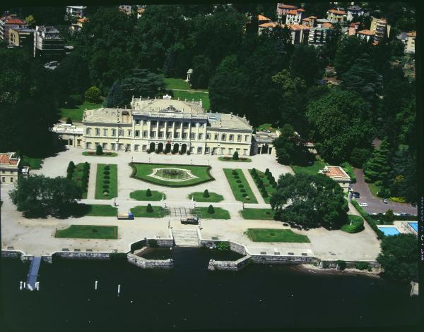 Como. Villa Olmo. Giardino. Veduta aerea.