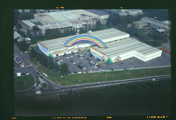 Legnano. Centro Commerciale Grancasa. Salone del mobile. Veduta aerea.