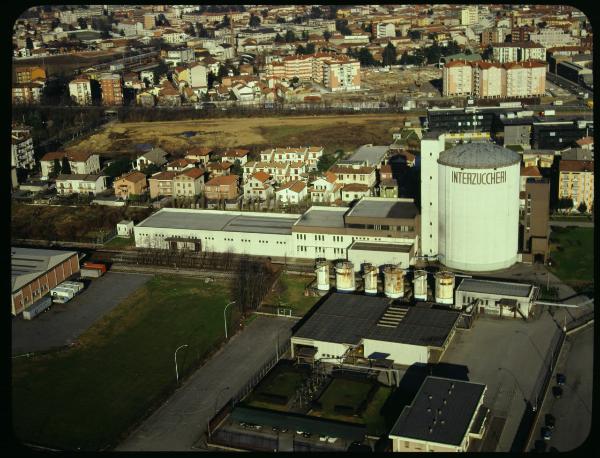 Melzo. Stabilimento Interzuccheri. Veduta aerea.