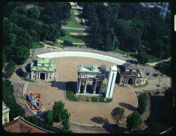 Milano. Arco della Pace. Veduta aerea.