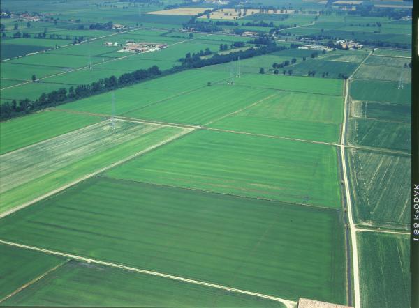 Vimercate. Terreno agricolo. Veduta aerea.