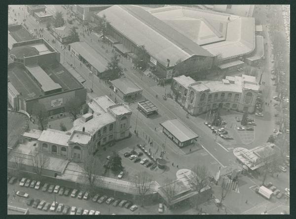 Milano. Fiera di Milano. Porta Domodossola. Palazzina degli Orafi. Veduta aerea.