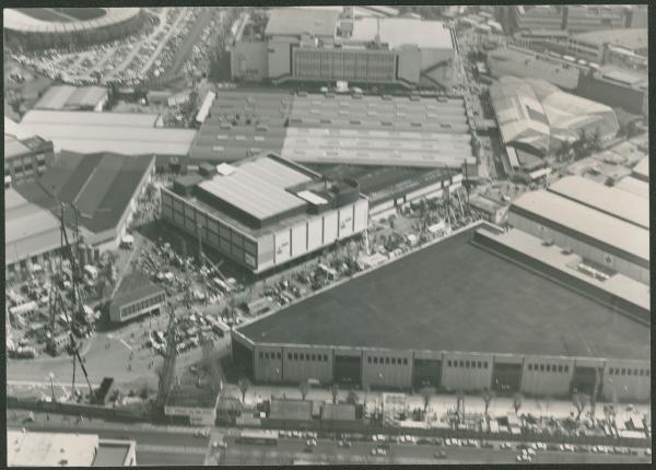 Milano. Fiera di Milano. Viale Eginardo. Padiglione 16.Veduta aerea.