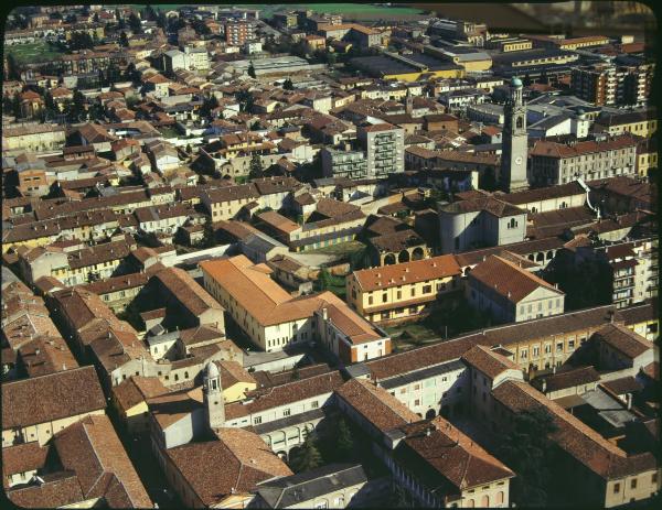 Soresina. Centro storico. Veduta panoramica. Veduta aerea.