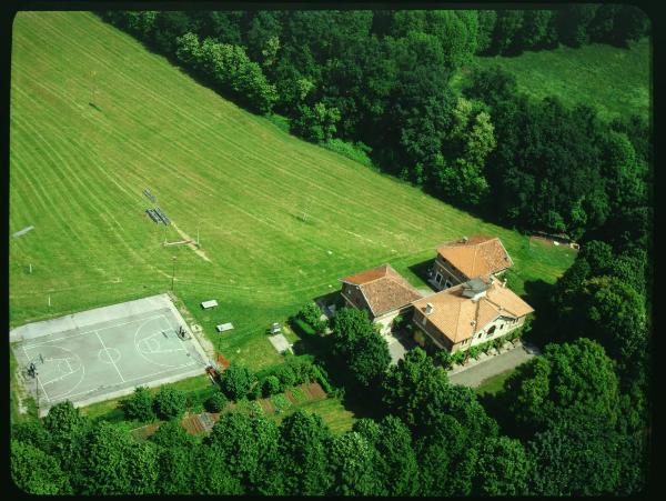 Monza. Parco. Cascina Costa Alta. Veduta aerea.