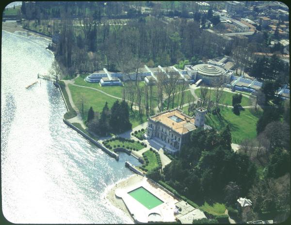 Cernobbio. Villa Erba. Veduta aerea.