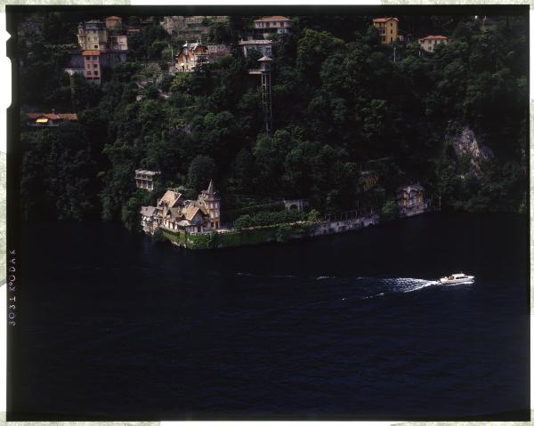 Blevio. Villa Troubetzkoy. Lago. Veduta aerea.