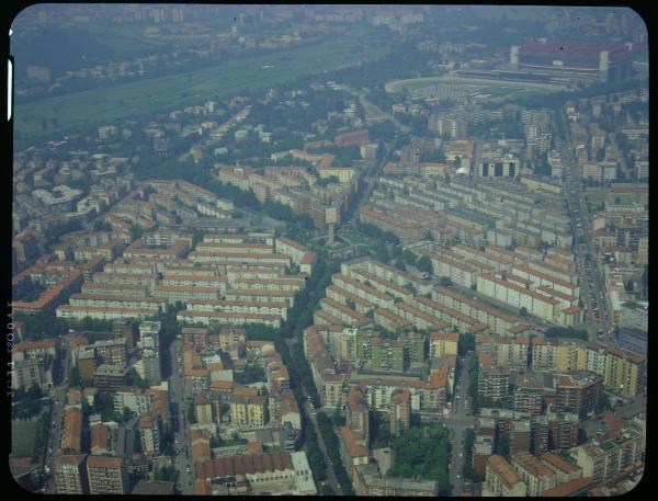 Milano. Zona 19. Veduta aerea.